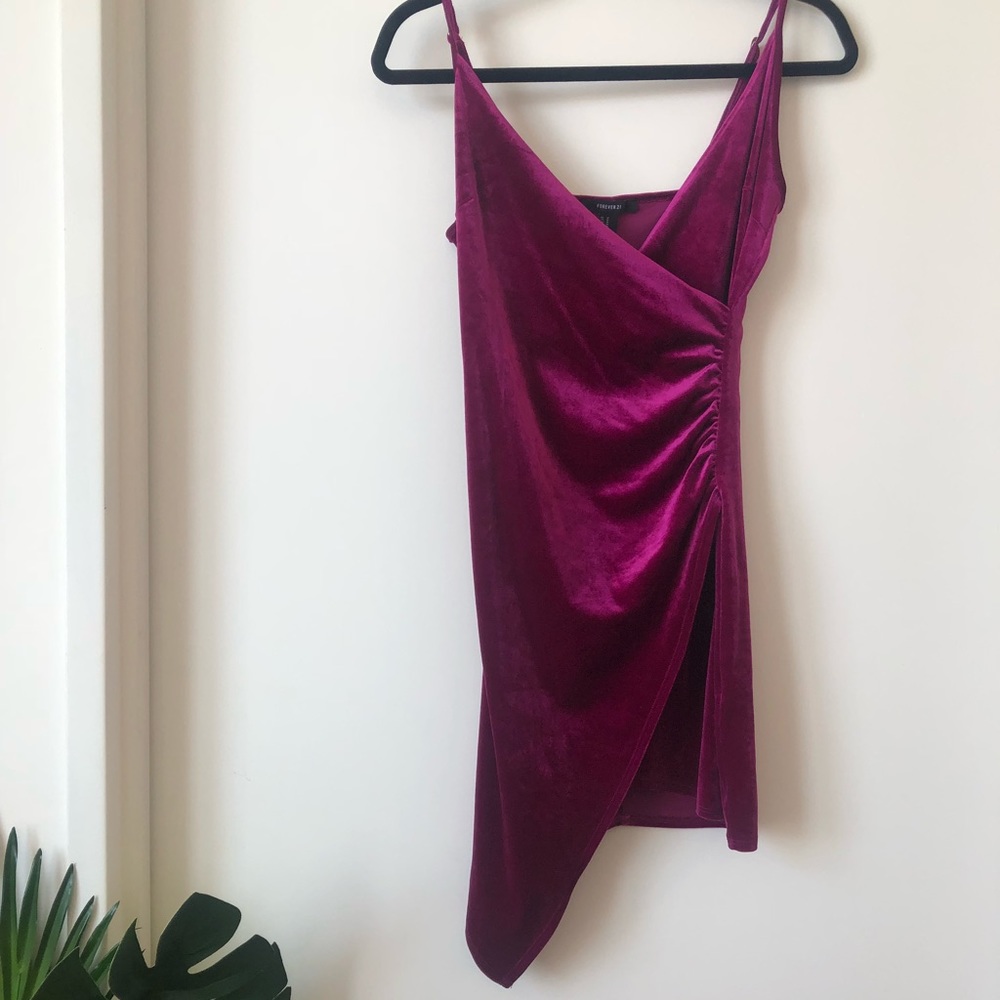 Velvet pink mini, wrap style dress 💕